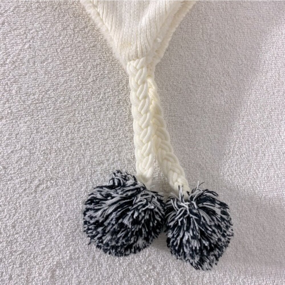 5/$25 Robin Ruth Jamaica White Black Knit Fleece Lined Hat W Ear Flaps & Pom Pom - Picture 3 of 15